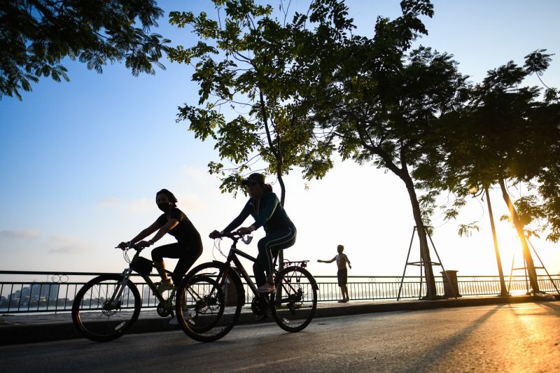 cycling around west lake