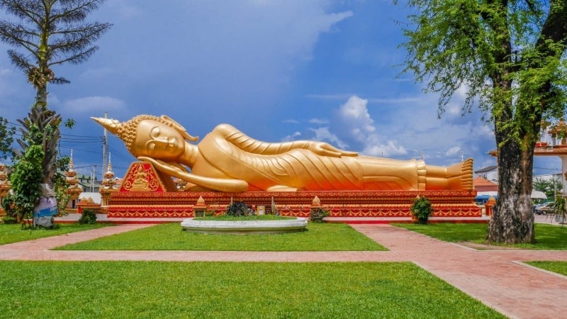 Lying Buddha in That Luang Stupa