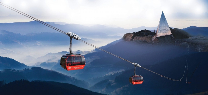Northern Wonders: Hanoi, Sapa Peaks & Halong Cruise