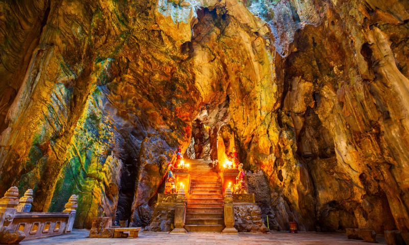 Marble Mountains early morning quiet pathways before 9 AM Indian tourists best time to visit