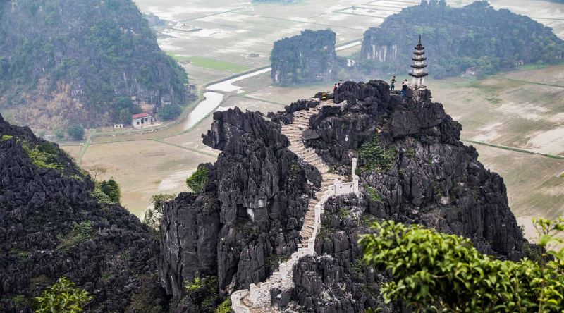 Bich Dong and Mua Cave one-day combined tour in Ninh Binh Tam Coc Bich Dong scenic zone for Indian tourists