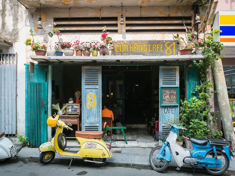 coffee-shops-in-ho-chi-minh-city-Cafe-81