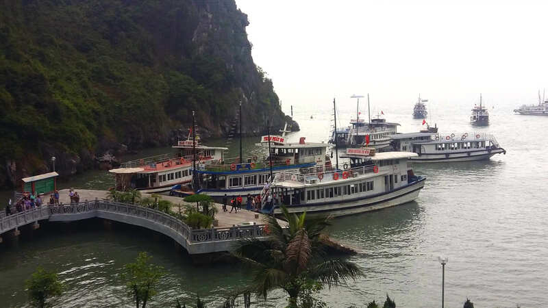 boat to dau go cave