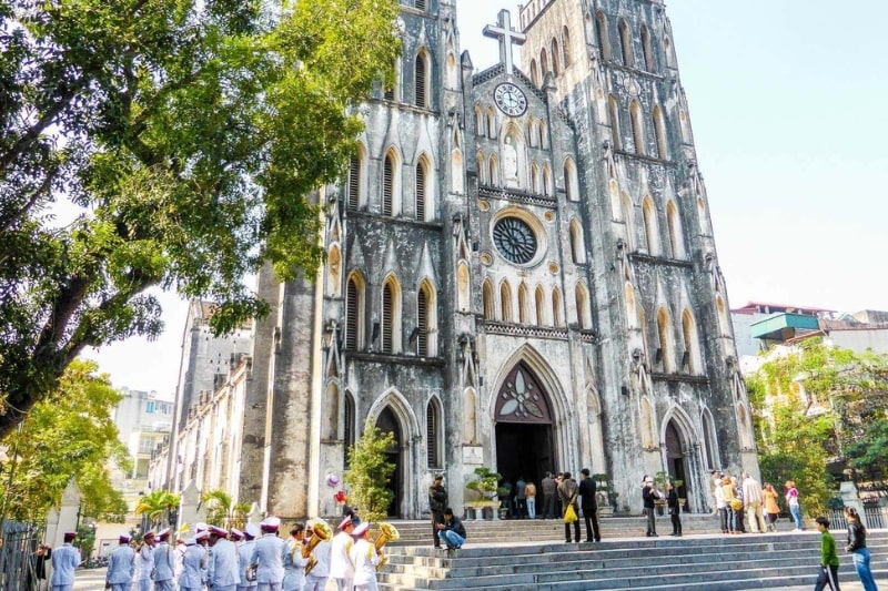 Day 1: Hanoi Arrival - Explore Mega Grand World - Private Tour