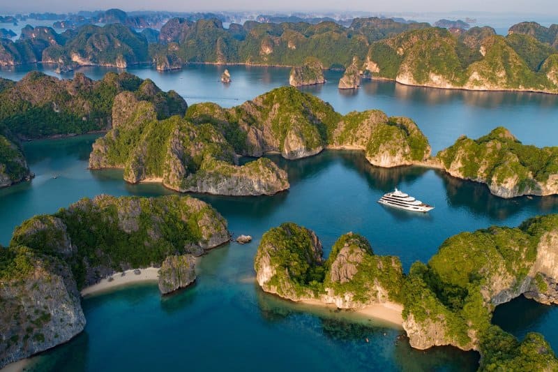 Day 2: Hanoi - Cat Ba 