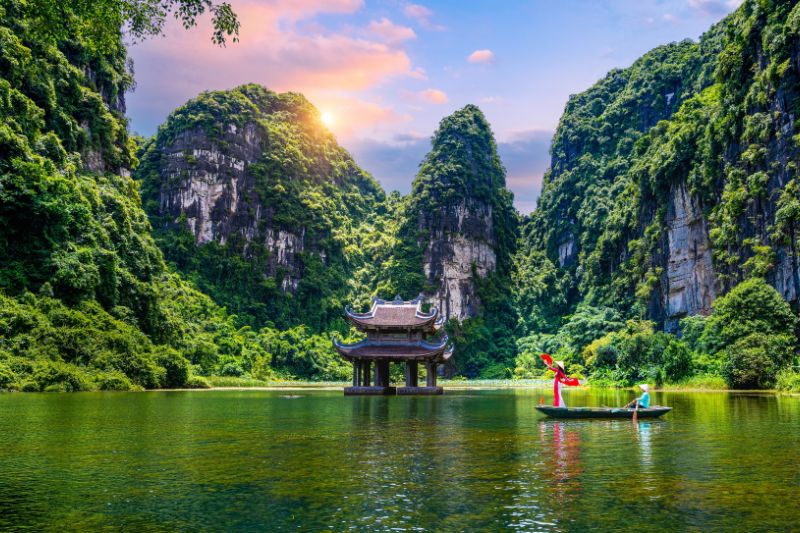 Day 2: Hanoi - Ninh Binh (Hoa Lu - Tam Coc) (Private Tour) (B)
