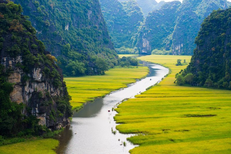Day 2: Hanoi - Ninh Binh (Hoa Lu Trang an) (Private Tour), Sapa - Fansipan Peak by Cable Car - Hanoi (Private Tour) (B)