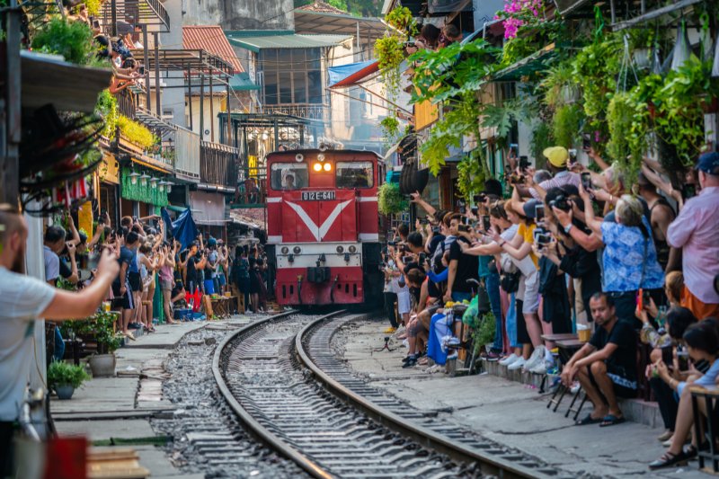 Day 4: Halong - Hanoi - Fly to Danang (B, Br)
