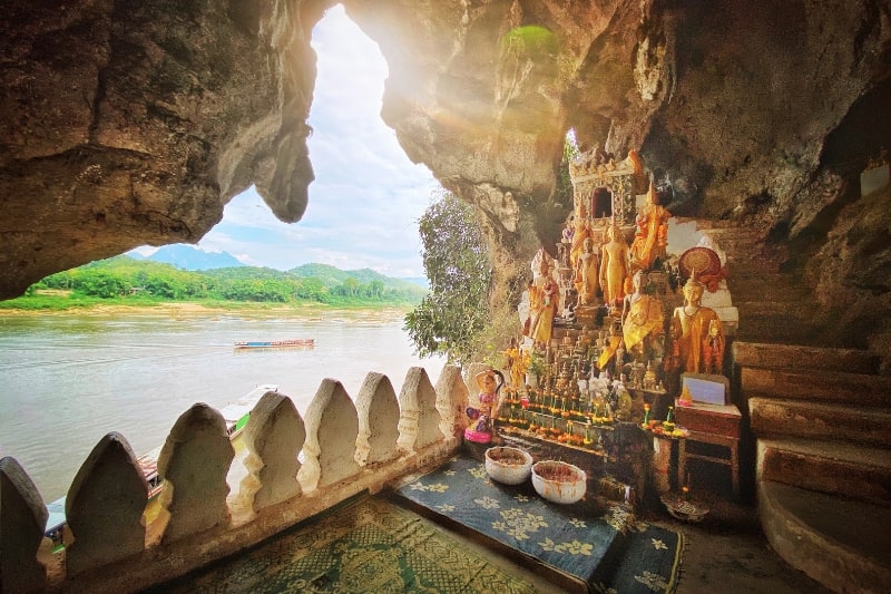Day 4: Luang Prabang - Cruise to Pak Ou Caves (B)
