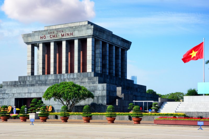 Day 4: Siem Reap (B) - Fly to Hanoi