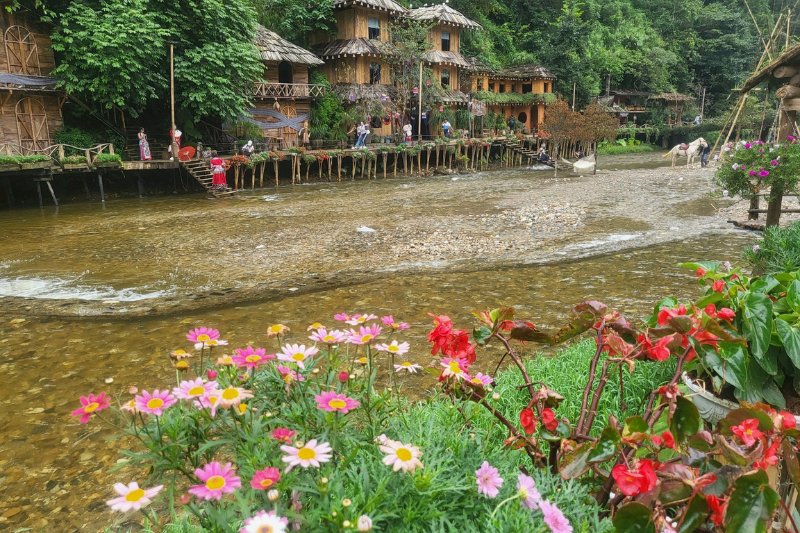 Day 7: Sapa Arrival - Cat Cat Village (Private Tour) (B)