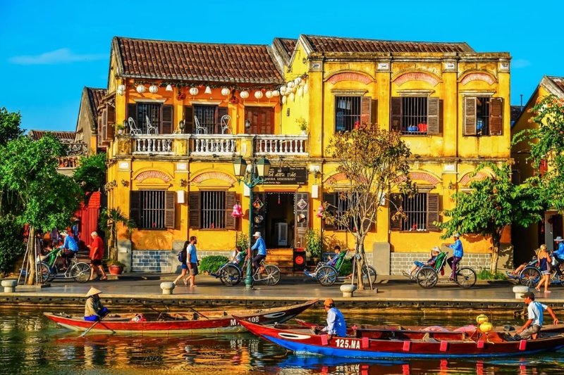 Day 9: Da Nang - Cam Thanh Coconut Jungle - Hoi an City Tour - Drop Flower Lantern (Private Tour) (B)