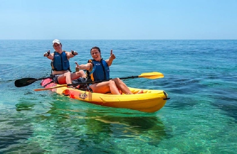 kayaking in doc let beach