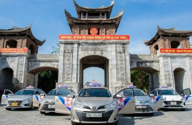 hired-car-taxi-ninh-binh-station-to-bich-dong-pagoda.jpg