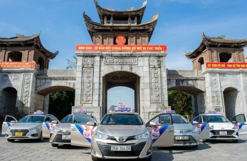 Hired car or taxi from Ninh Binh railway station to Bich Dong Pagoda for Indian families with elderly visitors