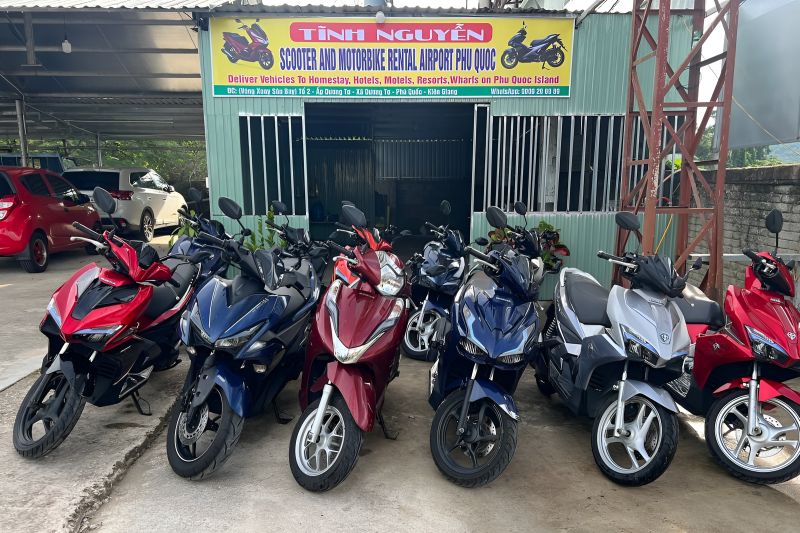 Motorbike route DT 975 Duong Bao South Road Kiss Bridge Phu Quoc 22 km from Duong Dong self-drive