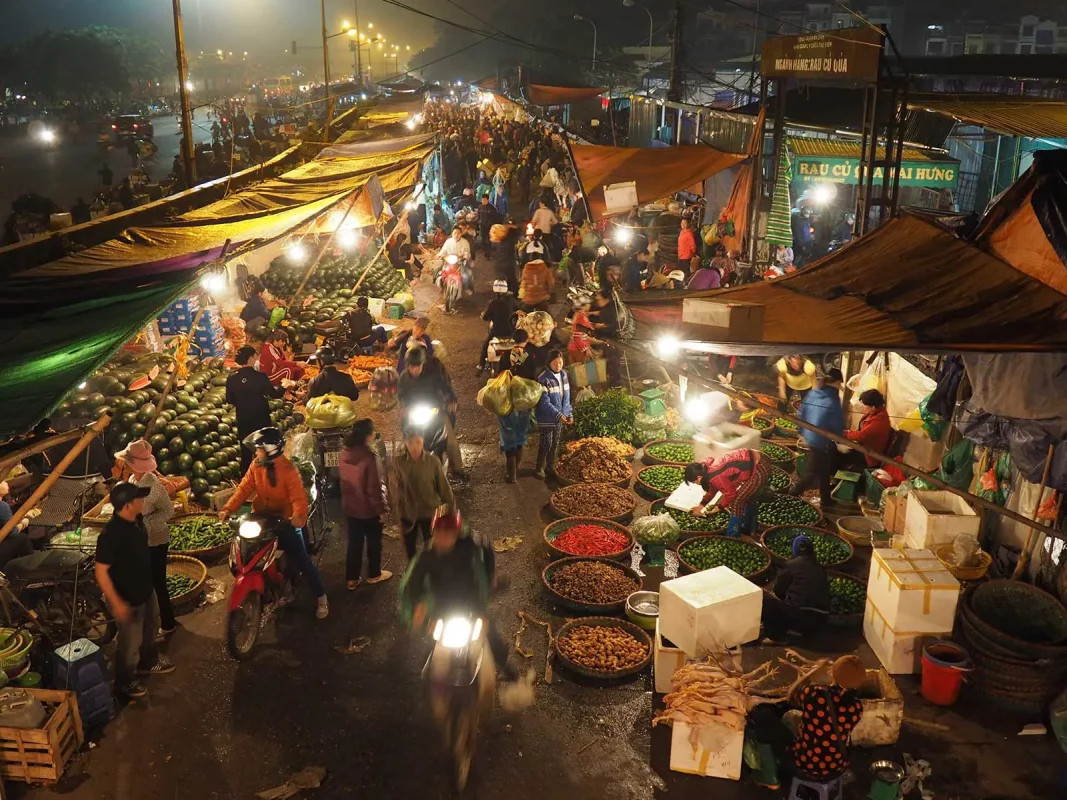 The market opens at 10 PM and continues until dawn, making it a unique destination for late-night explorers.