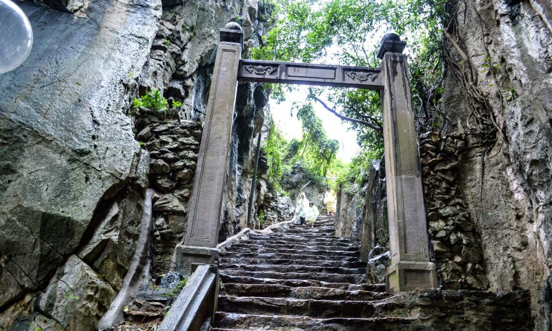 Marble Mountains 156 steps stone staircase passing through ancient Ong Chon Gate Cham era arch