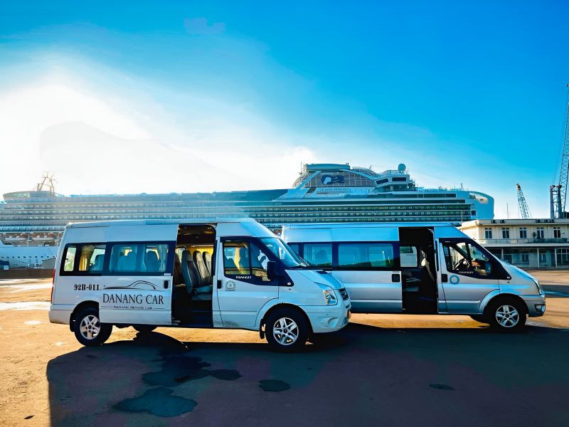 Private car transfer service from Da Nang to Ba Na Hills with 4-seat sedan, 7-seat Innova MPV, and 16-seat minivan options for Indian tourists