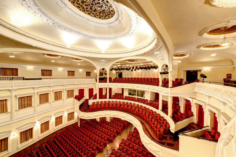 Saigon Opera House auditorium interior 500 seats 3 tiers aah ooh wow painted ceiling murals crystal chandeliers