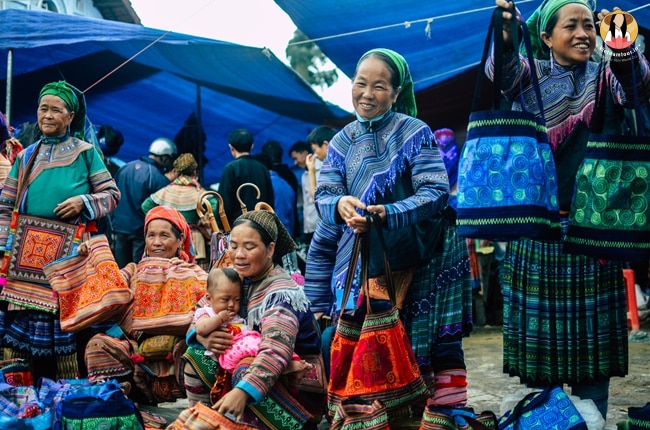 shopping in sapa