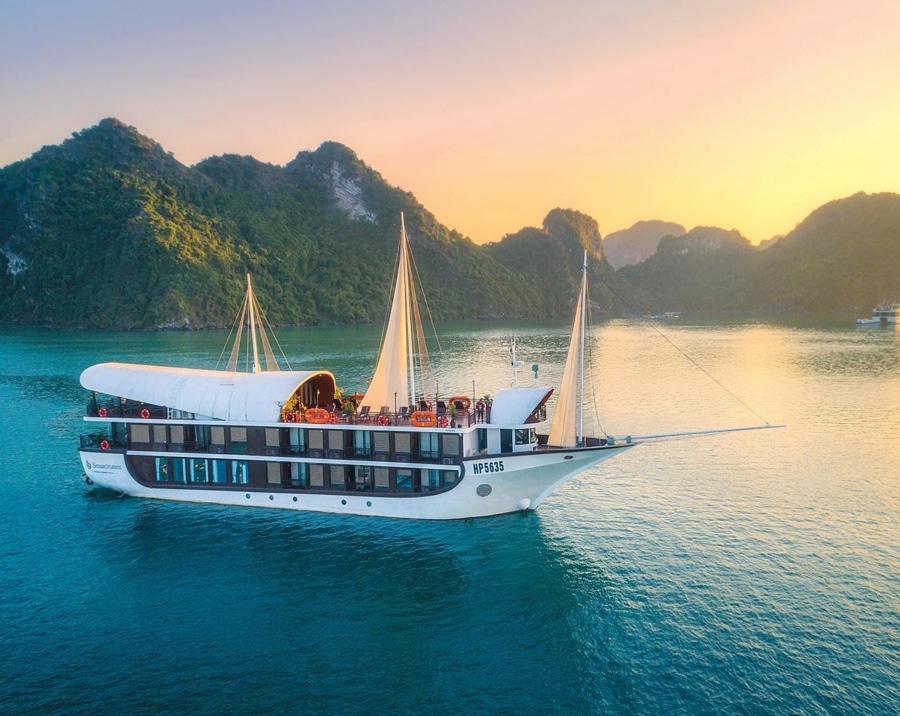 Take a Luxury Cruise on Halong Bay