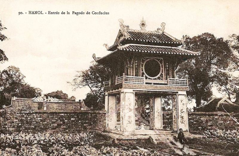 Van Mieu Quoc Tu Giam historical architecture showing 700-year layered Vietnamese imperial heritage