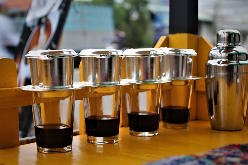 Vietnamese phin drip coffee Robusta — famous café culture experience for Indian travelers