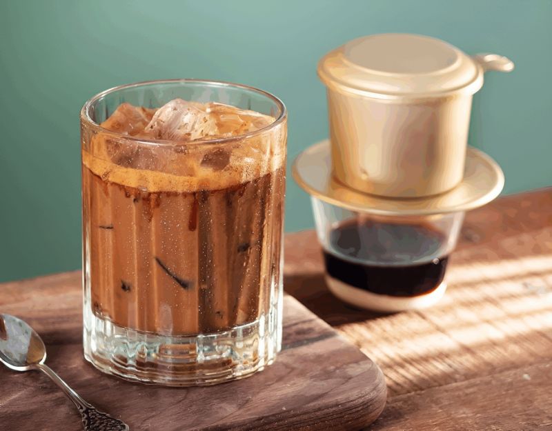 Vietnamese coffee 500g pack with Phin filter slow-drip aluminium device Hanoi edible souvenir